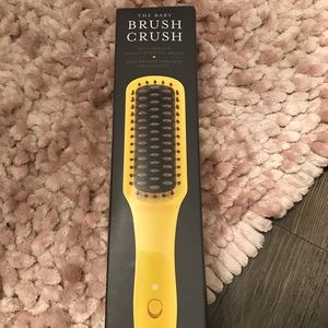 Drybar Baby brush crush